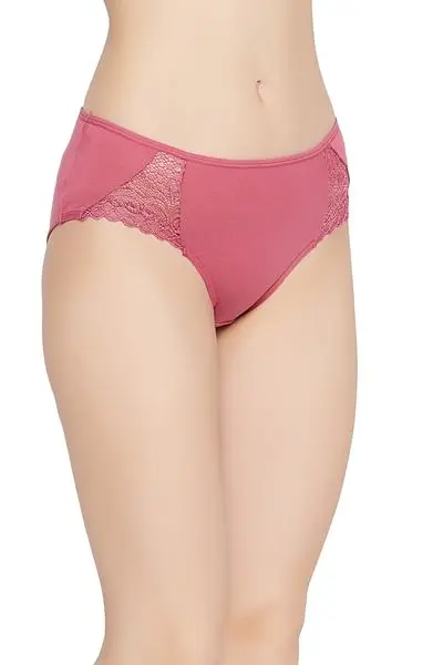 clovia-picture-mid-waist-hipster-panty-in-dusky-pink-with-lace-inserts-cotton-193857.webp