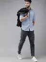 3332114f-a597-47b1-bfc3-430774de5d311645166286080-Roadster-Men-Shirts-4091645166285596-6.webp