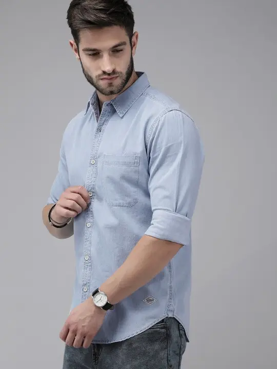 26cc8579-c71d-4661-b521-90170c421f5f1645166286098-Roadster-Men-Shirts-4091645166285596-4.webp
