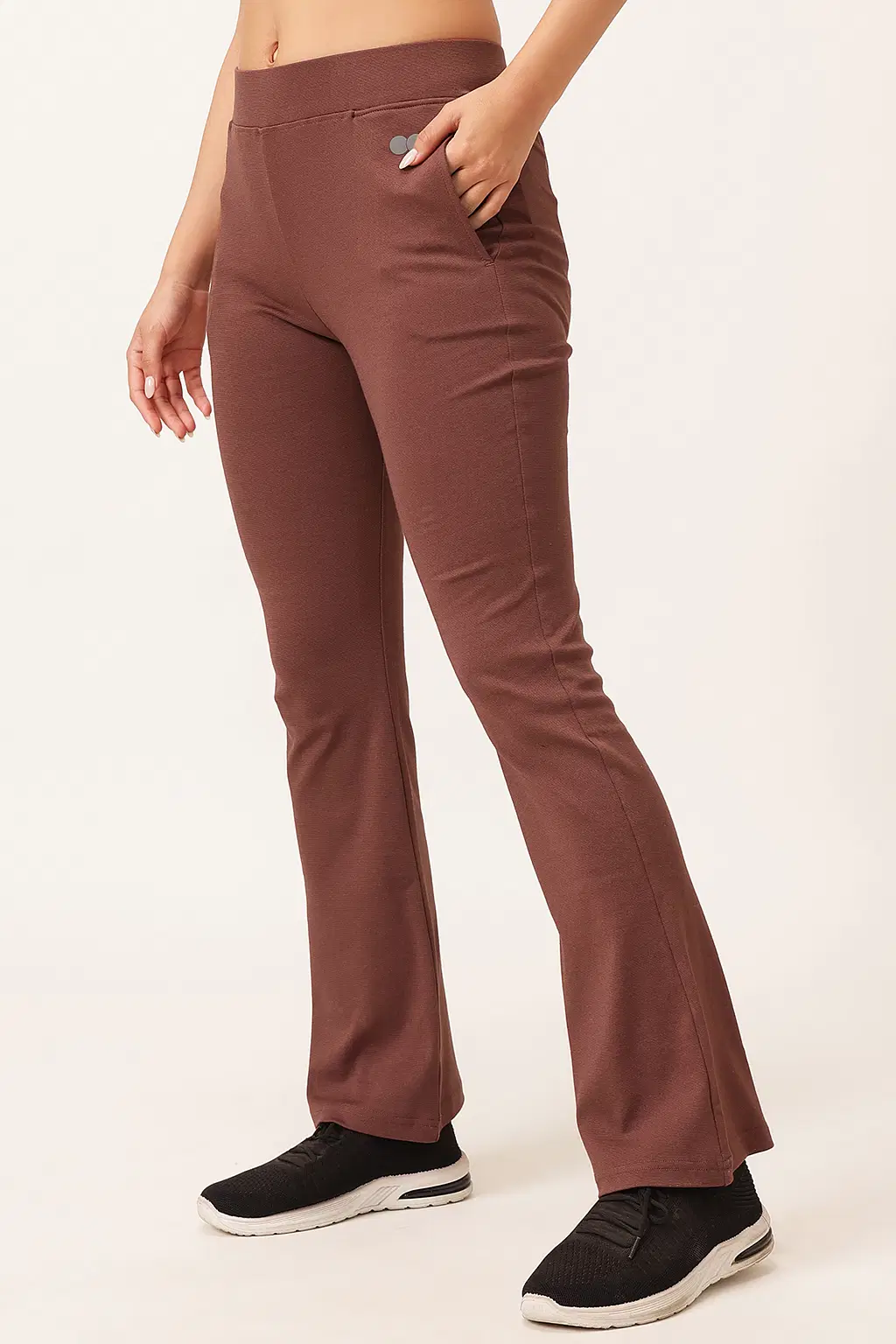 clovia-picture-comfort-fit-high-rise-flared-yoga-pants-in-brown-with-side-pockets-483846.webp