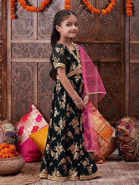 e4fbaf87-557e-4048-979a-1879d1a9158b1695367928791ROJAAGirlsGreenGold-TonedPrintedReadytoWearLehengaBlouseWith4.webp