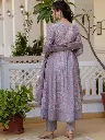 9d571445-1a59-4f7d-bc7b-4a7321e79eeb1717658928943FloralPrintedPanelledPureCottonAnarkaliKurtaWithTrousersDupa5.webp