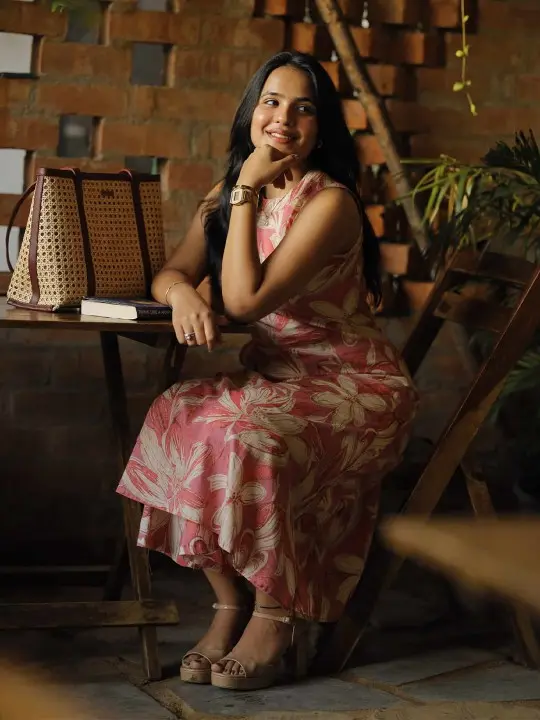 548eb0cf-8a59-4004-8241-23803071b3801735317271967-GoSriKi-Floral-Printed-Straight-Kurta-With-Palazzos-71173531-4.webp