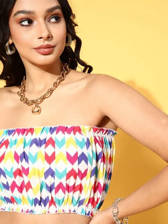 ed01dc1d-617d-4c4d-a2b9-57fb1c5995211694163496489-Berrylush-Multicoloured-Geometric-Print-Crop-Tube-Top-542169-5.webp