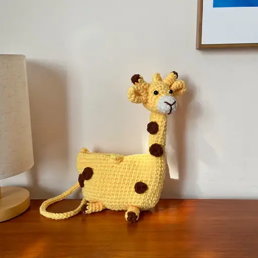 Autumn Winter Hand-Knitted Giraffe Crossbody Bag